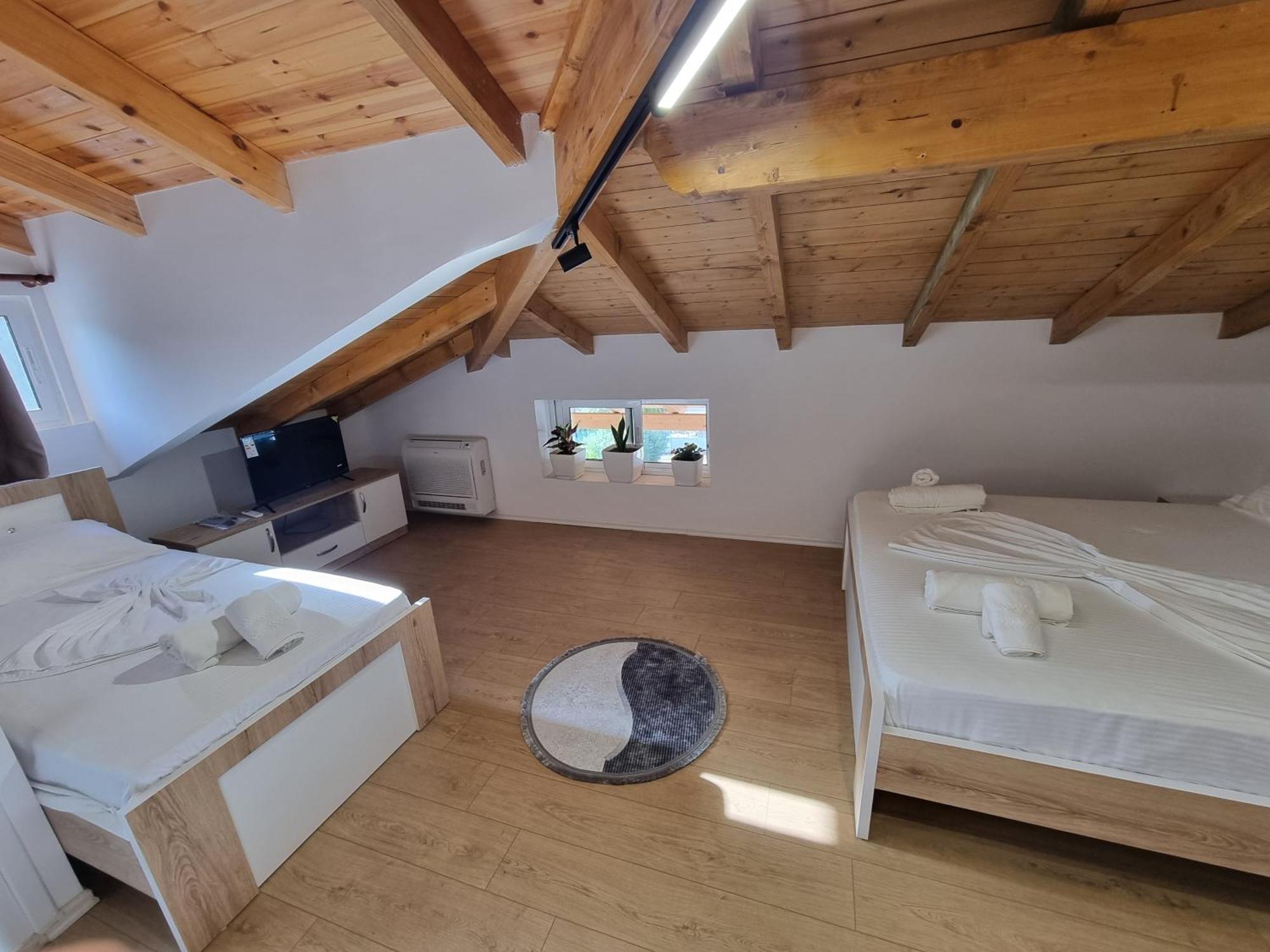 Vila Soleil Vlore Exterior photo